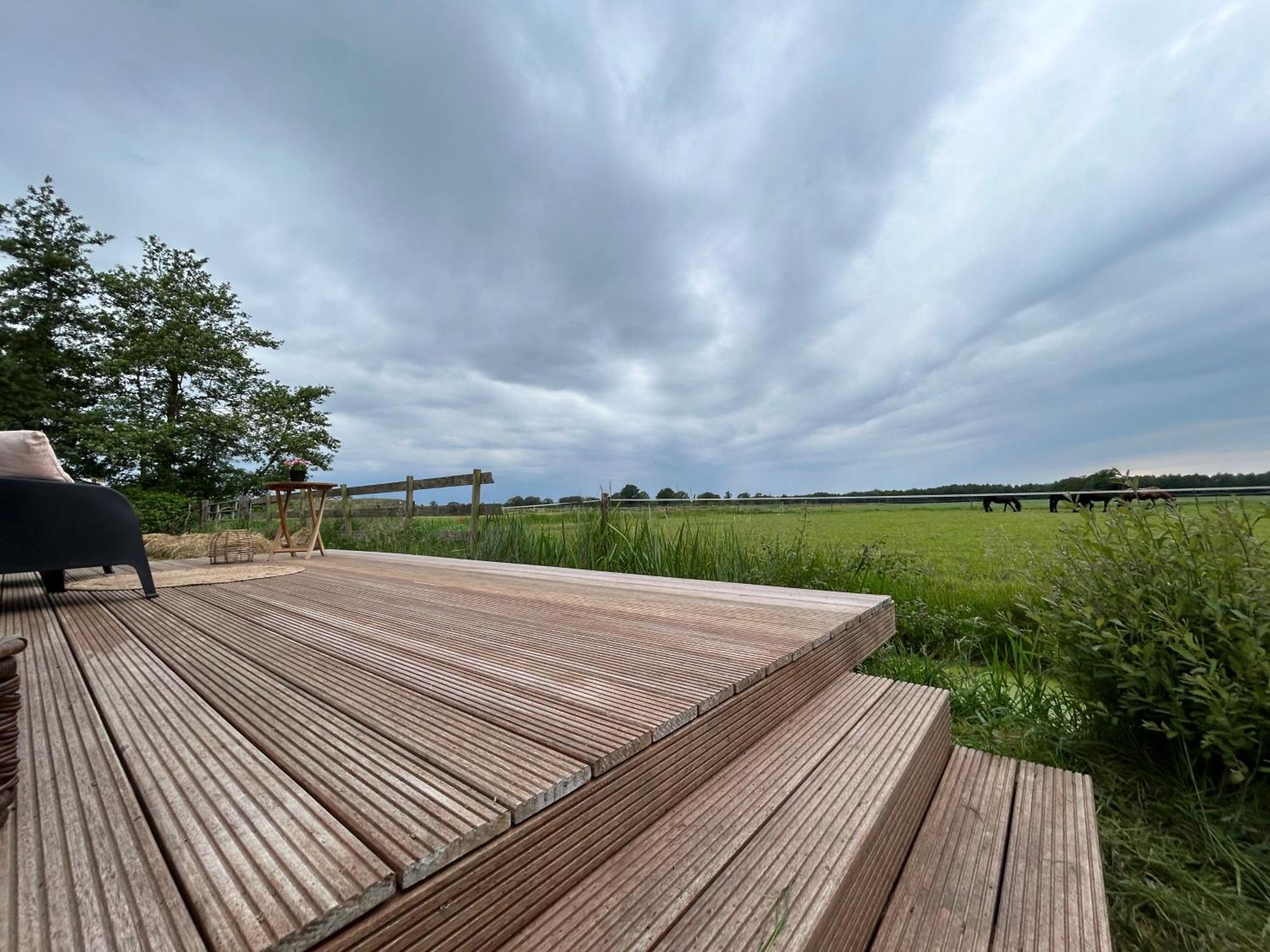 T'Hus Bed & Breakfast Katlijk Exterior foto